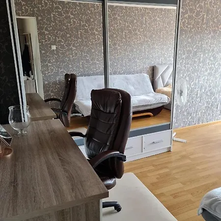 Vienibas Apartment